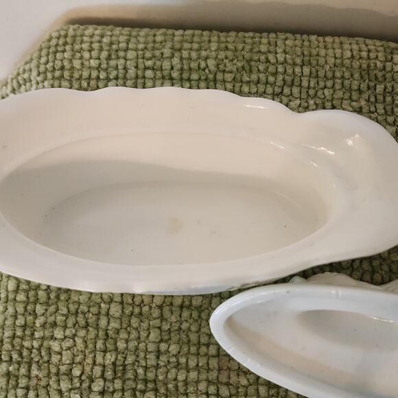 Vintage Milk Glass Fish Covered Sauce Boat Tureen Mid Century Ocean Decor - Picture 6 of 13